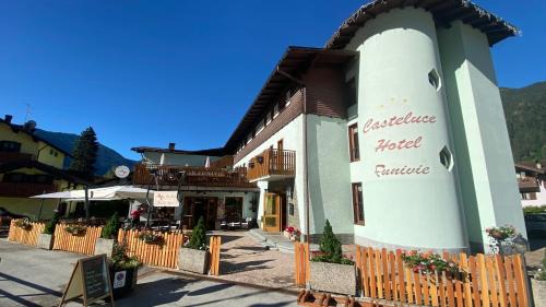 Pinzolo Hotel | Casteluce Hotel Funivie