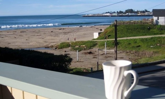 Seabright House | Castle Beach Retreat - Relax at the Best Beach in Santa Cruz!