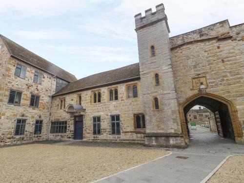 Taunton House | Castle House