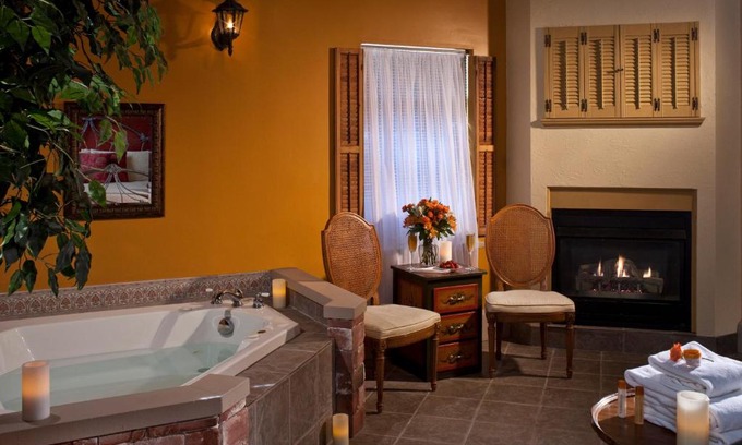 Allegan Bed & Breakfast | Castle in the Country Bed & Breakfast Inn