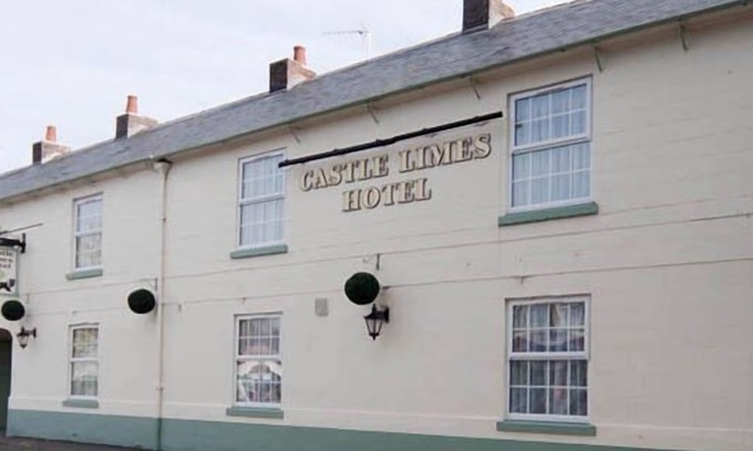 Warwick Hotel | Castle Limes Hotel