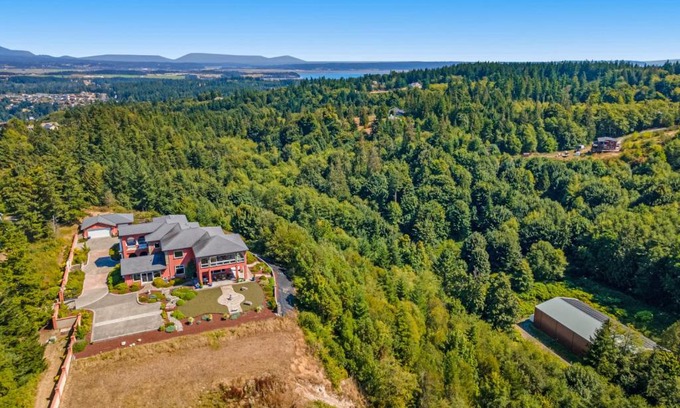 Camano Island House | Castle on the Hill