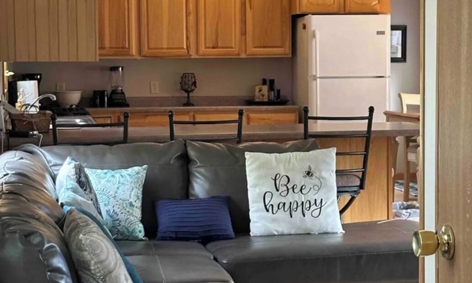 New Lisbon House | Castle Rock Getaway