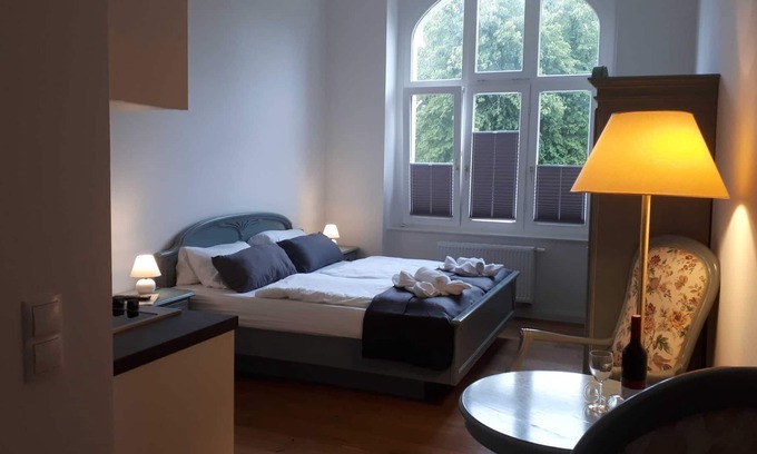 Hohendorf Apartment | Castle Studio WE 18 - Hohendorf Castle