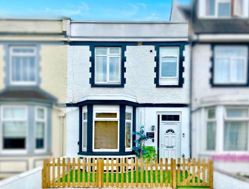 Stafford Apartment | Castle View