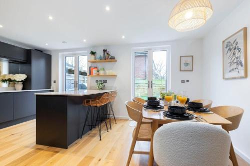 Charlton Kings House | Castleton Villas