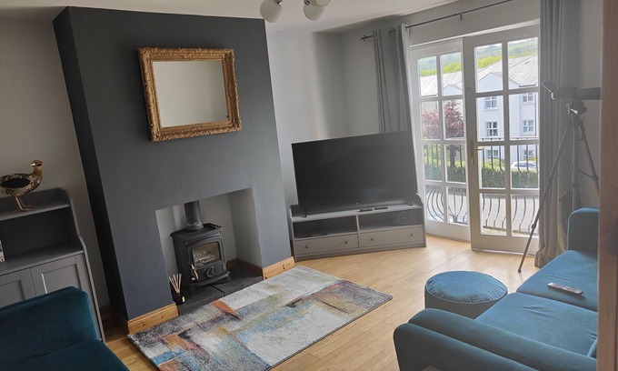 Glenarm House | Castleview Large 3 Bedroom Family House - Glenarm