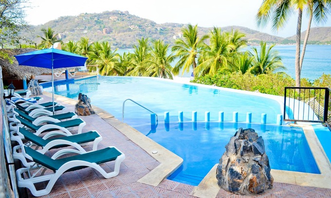 Ixtapa - Zihuatanejo Hotel | Catalina Beach Resort