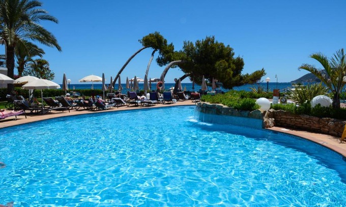 Santa Eulalia del Rio Hotel | Catalonia Ses Estaques - Adults Only
