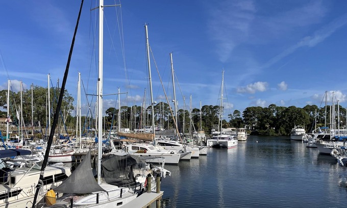 Titusville Boat Rental | Catamaran Vacation n the Water!