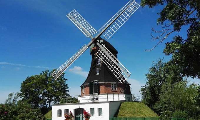 Oldenswort House | Catharina windmill