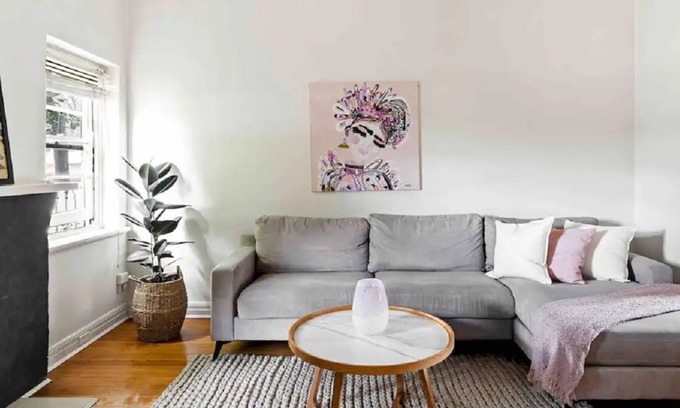 Caulfield North House | Caulfield Delight Astute Traveller