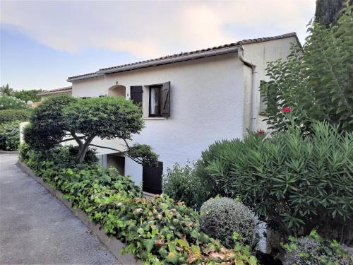 Cavaliere Apartment | Cavalaire sur mer Appartement T3-160 m plage - 800 m Centre-ville. Park
