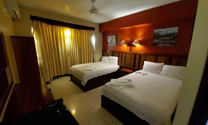 Caye Caulker Hotel | Caye Caulker Plaza Hotel