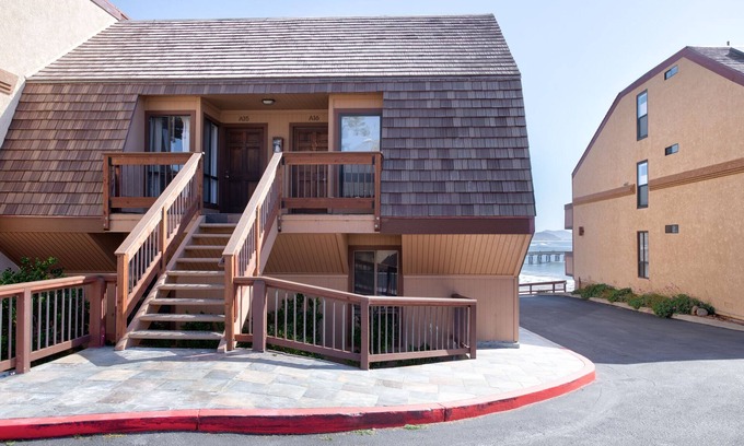 Cayucos Condo | Cayucos Oceanfront Condo
