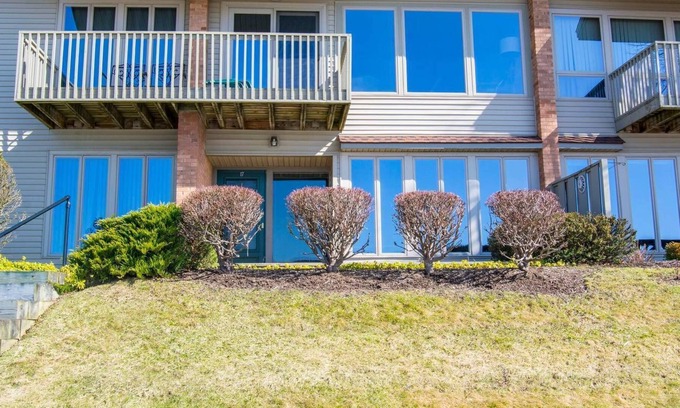 Dewittville Condo | Cayuga17- Chautauqua Lake Estates Lakefront Condo