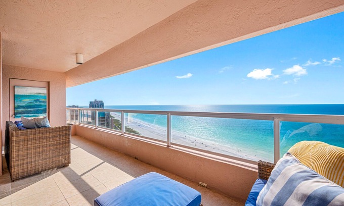 Sand Key Condo | CBC 1-19D Amazing Gulf & Intercoastal Views, Pool, Hot Tub, Gym, Sauna & Pickleball!
