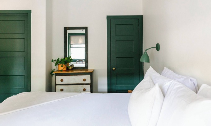 Nevada City Cabin | Cedar Cottage at Piety Hill Cottages