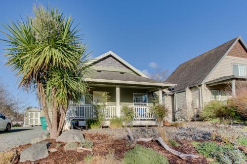 Rockaway Beach House | Cedar Creek Retreat