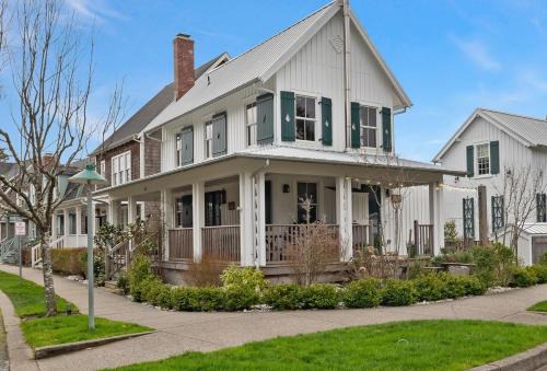 Seabrook House | Cedarbrook Cottage by Seabrook Hospitality