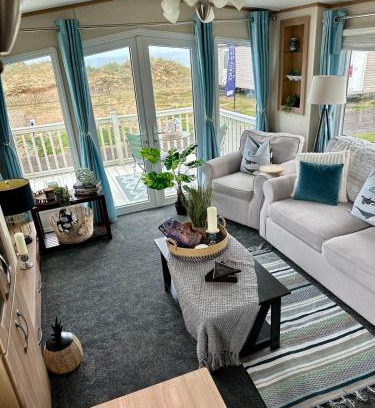 Redcar Apartment | Celebration by the sea
