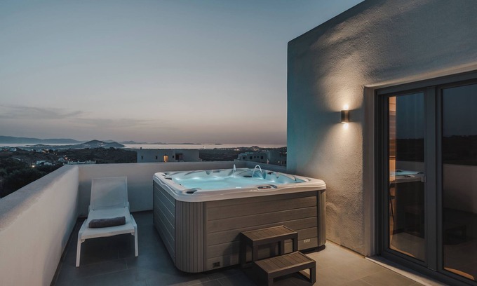 Naxos House | Celestial Sunset Villas