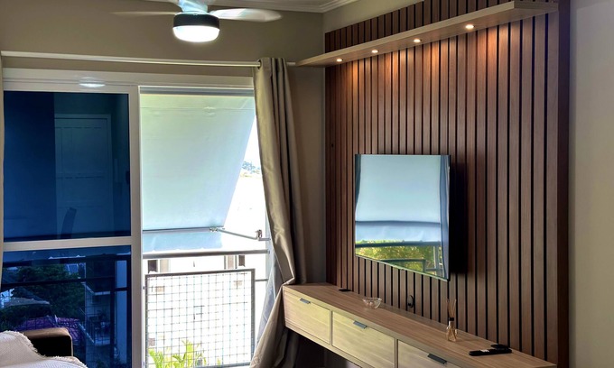 Bom Fim Apartment | Central Executive Apartment – Wi-Fi & Garage
