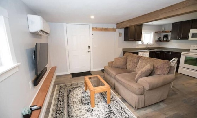 Powell River Apartment | Centennial Guest Suite