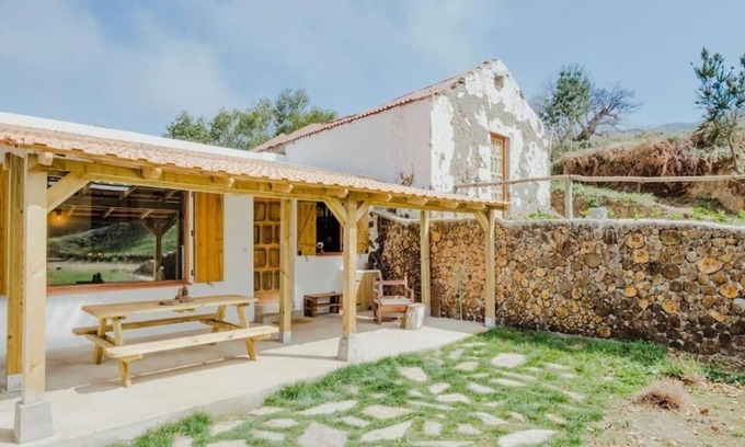 La Orotava Cottage | Centennial Pine XV Wifi & BBQ