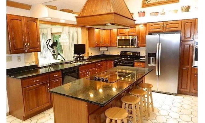 Stroudsburg House | Center Hall Colonial Villa in the Heart of Poconos