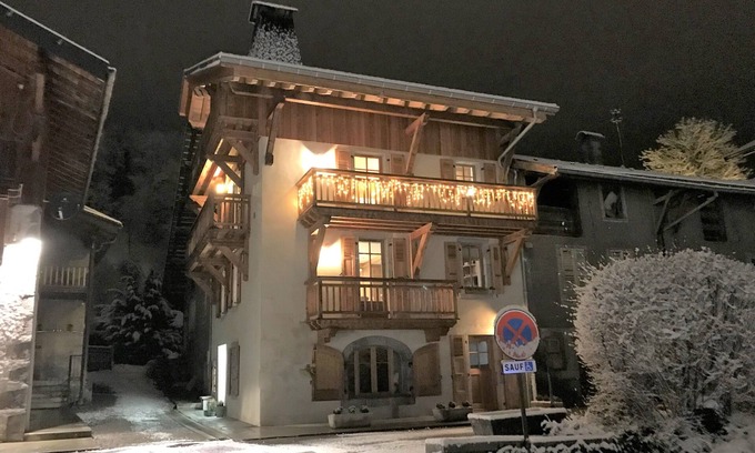 Samoens Ski Chalet | Center of Samoëns, classy apartment for 4 people in renovated house