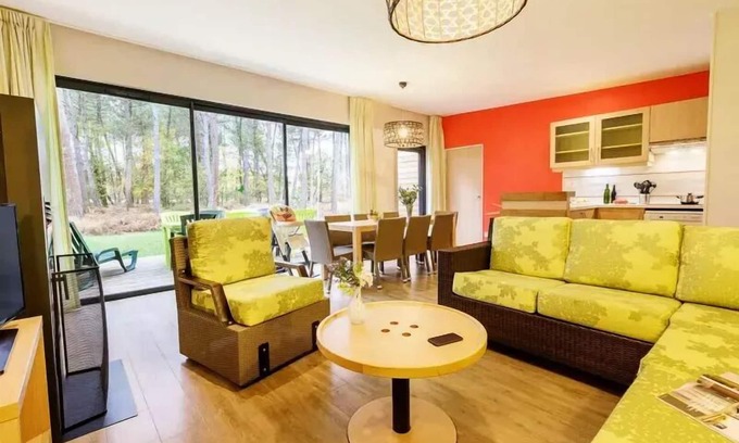 Curcay-sur-Dive House | Center Parcs - Domaine Le Bois aux Daims - 5 Room Cottage 8 People Comfort
