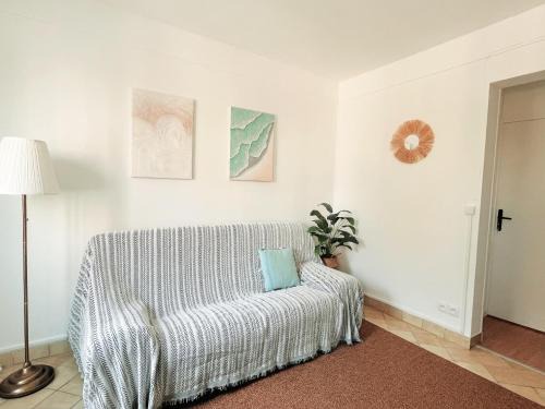 Saint-Mande Apartment | Center Paris 2 Bedrooms Flat Ideal for sightseeing