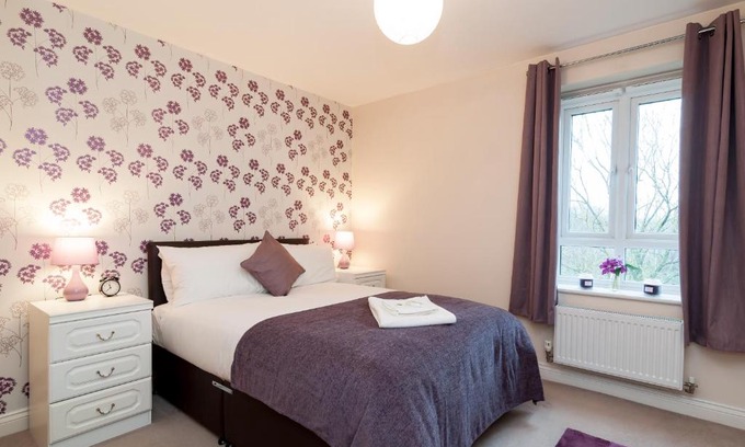 Basingstoke Apartment | Central 2 bedroom apartment