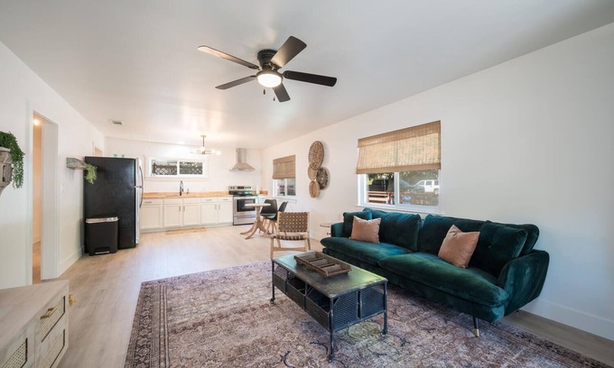 Paso Robles Cottage | Central Ace High Bungalow