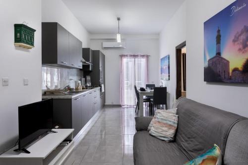 Gzira Apartment | Central Apartment Close to Uni, Sliema & Mater Dei