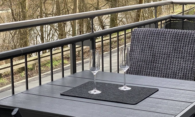 Marburg Apartment | Central apartment directly on the Lahn with a beautiful view of the river