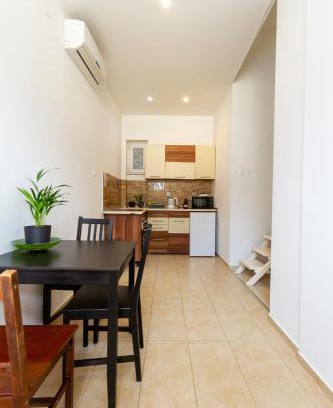 Nepszinhaz negyed Apartment | Central apartment next to the boulevard