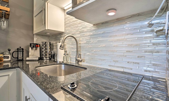 Bonita Springs Apartment | Central Bonita Springs Gem on Quiet Property!