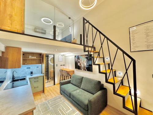 Palace District Apartment | Central Boutique Studio