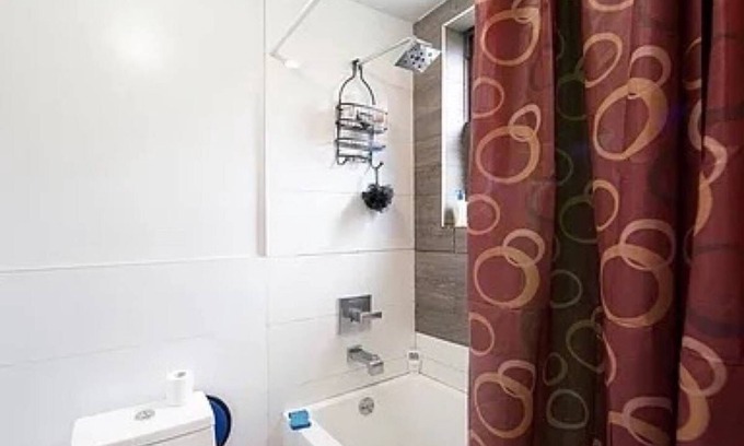 Bushwick Apartment | Central Bushwick Room.