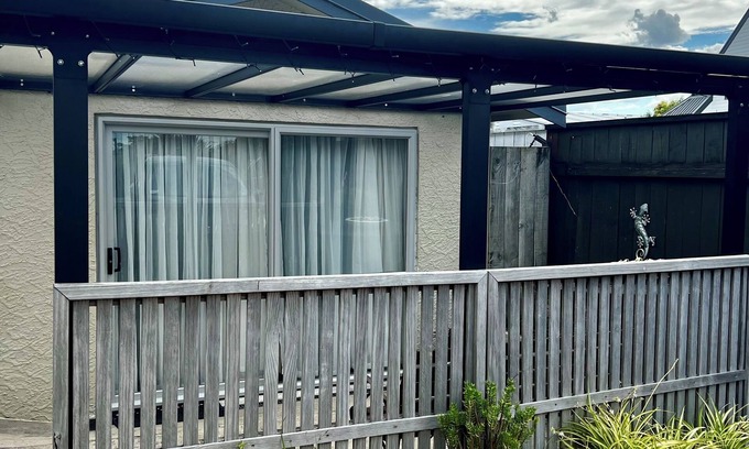 Greerton Apartment | Central Cozy Self-contained Space