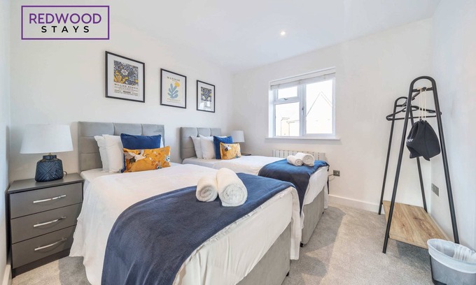 Basingstoke Apartment | Central Gem by Festival Place | Netflix, Free Parking, WiFi