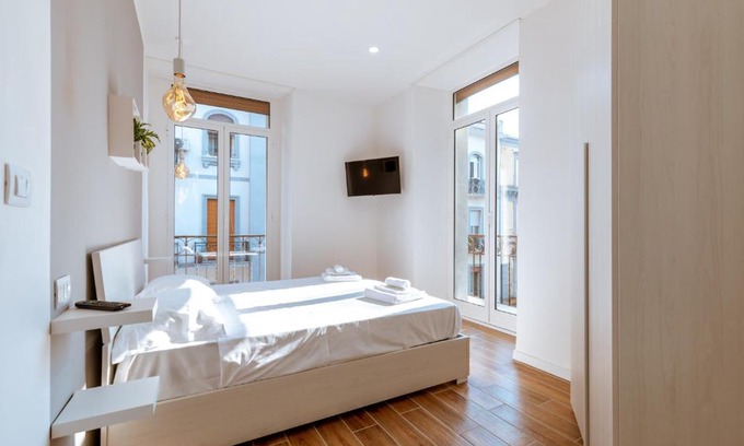 Vasto Apartment | Central House - Apartments in Naples