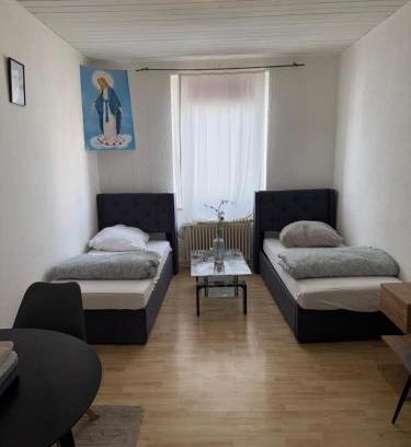Kelkheim Apartment | Central Kelkheim apartment near station