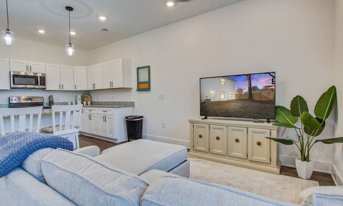 Hanahan House | Central location - Dog Friendly w/YARD! #3
