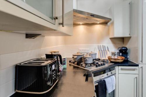 Deptford Apartment | Central London 1 Bedroom Apartment wt Sofabed