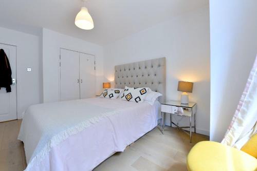 Maida Vale Apartment | Central London 2 bedrooms apartment sleep 6 Free parking