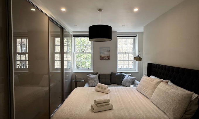 Covent Garden Apartment | Central London Apartment With 2 Bedrooms -sleeps 6