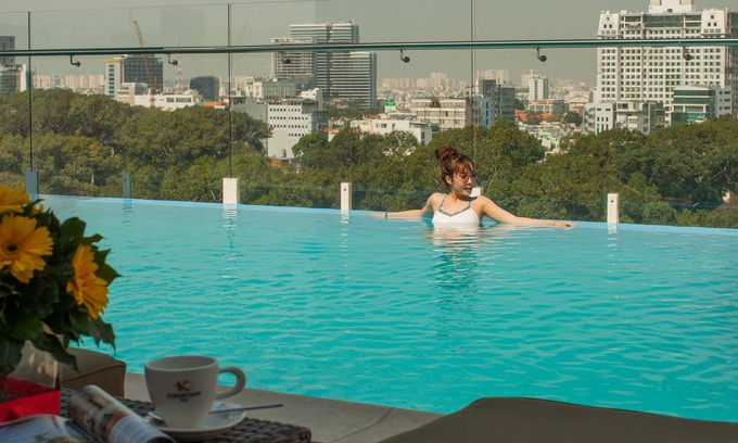 District 1 Hotel | Central Palace Hotel